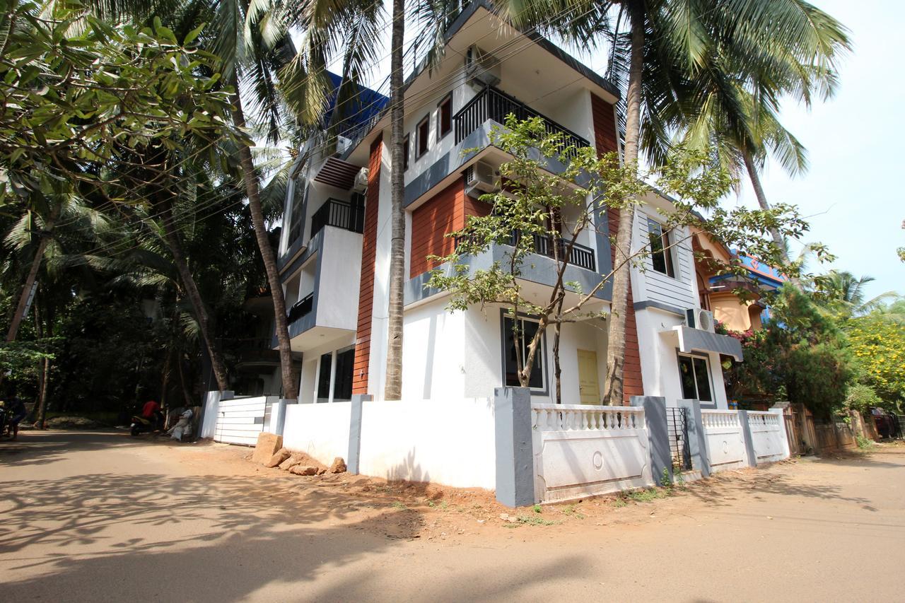 Oyo 10385 Hotel Nirmala Vilas Candolim Kültér fotó