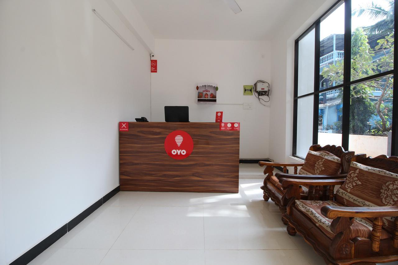 Oyo 10385 Hotel Nirmala Vilas Candolim Kültér fotó