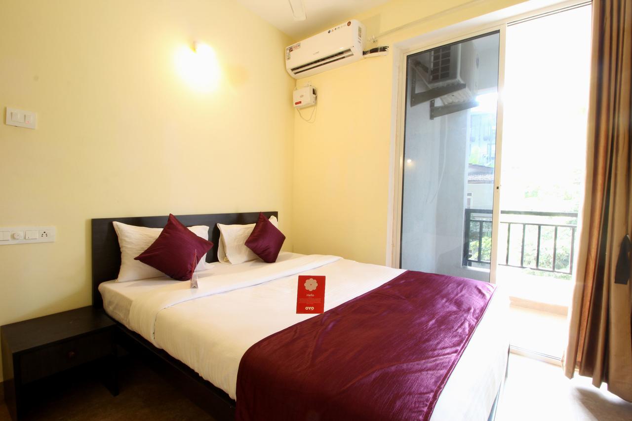 Oyo 10385 Hotel Nirmala Vilas Candolim Kültér fotó