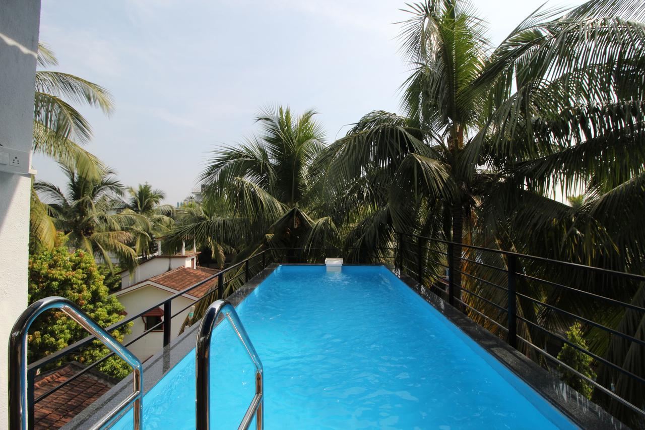 Oyo 10385 Hotel Nirmala Vilas Candolim Kültér fotó